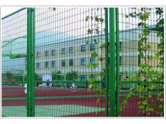 體育場圍欄-- 安平縣金豪絲網有限公司