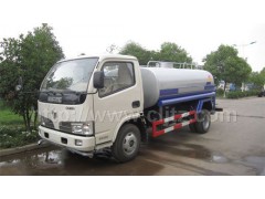 山東東風(fēng)小霸王灑水車 灑水車廠家-- 湖北程力專用汽車制造有限公司