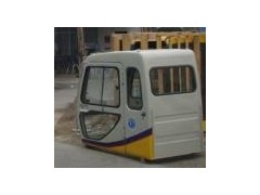 加藤HD820V挖掘機駕駛室供應商-- 武漢邁通挖掘機配件有限公司
