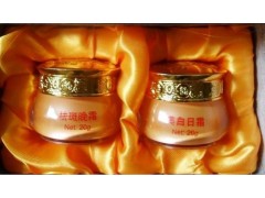 東方古韻嫩膚養(yǎng)顏組合，東方古韻效果怎么樣，二合一質(zhì)量如何-- 廣西南寧市護(hù)膚精品化妝品公司銷售部