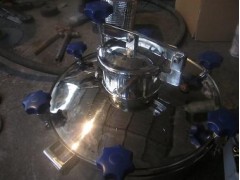 供應溫州組合式不銹鋼人孔 品質見證 行業領先-- 溫州奔特流體設備有限公司