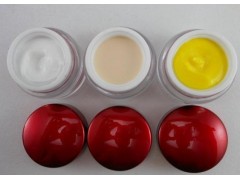 奇跡雅漾4件套美白祛斑，奇跡雅漾代理商，效果如何-- 廣西南寧市護(hù)膚精品化妝品公司銷售部