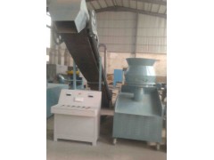 秸稈壓塊機時產5噸產量高秸稈壓塊機致富-- 河南鑫洋機械設備有限公司銷售部業務中心