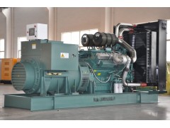 揚州500KW通柴發(fā)電機組多少錢？領(lǐng)馭電機告訴你價格-- 江蘇領(lǐng)馭電機有限公司