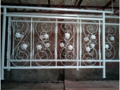 四川省欄桿貨架噴塑金屬工作噴塑脫塑加工處理-- 成都金捷諾公司設備廠銷售部