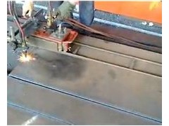 鋼板切割/鋼板零售/現貨價格/13682061230-- 天津迪興鋼鐵貿易有限公司