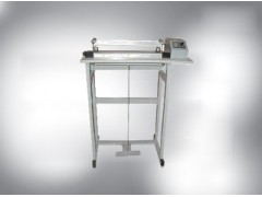 腳踏塑料封口/切割制袋機-- 星火包裝機械南京有限公司