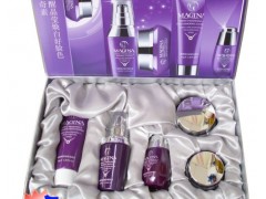 上海美肌娜化妝品套裝，美肌娜五合一淡斑美白組合-- 廣西南寧市護膚精品化妝品公司銷售部