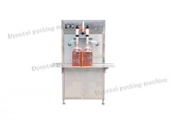 供應半自動油類灌裝機(標準型)顆粒包裝機-- 派克龍包裝機械南京有限公司