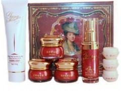 臺灣雅完美四合一美顏套裝，祛斑，美白，保濕，補水-- 廣西南寧市護膚精品化妝品公司銷售部