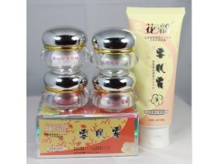 正品花韻雪肌霜四合一，白里透紅雪肌霜，活顏嫩膚組合-- 廣西南寧市護膚精品化妝品公司銷售部