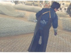 十大石籠網(wǎng)鋼格板沖孔網(wǎng)品牌北斗金屬絲網(wǎng)性價(jià)比最高-- 新疆北斗金屬絲網(wǎng)