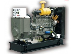 ４５０ＫＷ道依茨柴油發(fā)電機(jī)組　型號(hào)ＢＦ８Ｕ１０１５-- 江蘇領(lǐng)馭電機(jī)有限公司