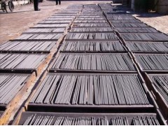 供應吉林白山D938鉬鉻硼合金耐磨堆焊焊條（機械廠專用）-- 南宮市金奧耐磨材料有限公司市場部