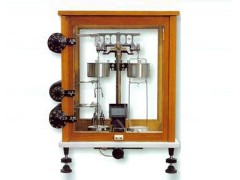 上海良平全自動機械分析天平TG328A光電天平-- 上海測振儀儀表有限公司嘉定分公司