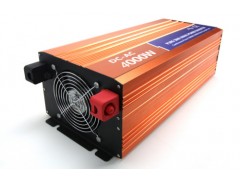 光伏逆變器4000W12V轉220V 50HZ-- 樂清市博優新能源科技有限公司