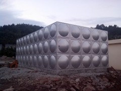 供應SUS304不銹鋼水箱-- 成都圣泉給水設備有限公司貴陽不銹鋼水箱價格