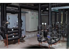 地源熱泵是利用淺層地熱的蓄能特點進行供熱地源熱泵是利用地熱的蓄能特點進行供熱-- 哈爾濱鴻海裝飾有限公司