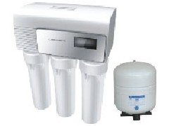 西安凈化水設(shè)備西安純凈水機(jī)普及千萬家庭，為您飲領(lǐng)健康-- 西安活力水處理設(shè)備有限責(zé)任公司