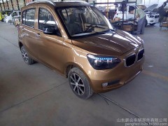 供應電動車新能源汽車四輪代步車山東鵬合新款寶馬X1款-- 山東鵬合車輛部件有限公司