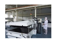 多晶硅片-- 昱輝陽光能源有限公司