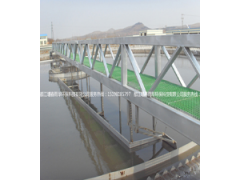 周邊傳動刮虹吸泥機-- 都江堰春雨華環保科技有限公司