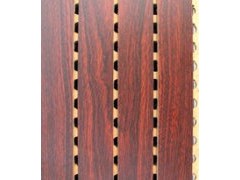 環保木質穿孔吸音板教師環保吸音板-- 青島瑞康隔音材料有限公司