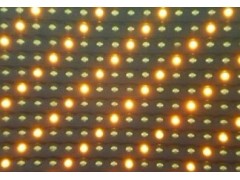 老化中的P10單元板-- 冠晨光電科技有限公司