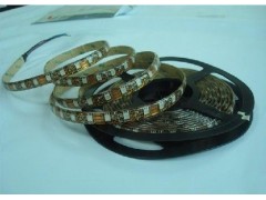 5050RGB燈條 60燈/米  不防水RGB燈條-- 深圳市比瑞特照明科技有限公司