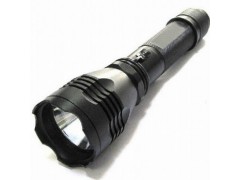 18650充電式手電筒 照明鋁合金手電-- 東莞市狼眼電子科技有限公司