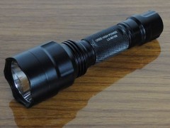 強光手電 LX-8015B-- 東莞市龍興光電科技有限公司