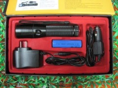 大功率LED強光手電筒-- 義烏市布雷茲達燈飾有限公司