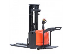 EFORK宇鋒全電動貨叉覆蓋式堆高車,24V，站駕式-- 安徽宇鋒倉儲設(shè)備有限公司