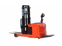 安徽宇鋒EFQ-B系列前移式叉車-- 安徽宇鋒倉儲設(shè)備有限公司