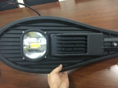 第五代COB面光源路燈-- 常州普及光電科技有限公司