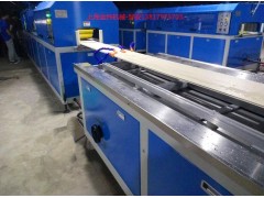 木塑護墻板設備及竹木纖維集成護墻板設備生產線-- 上海金緯機械制造機械有限公司