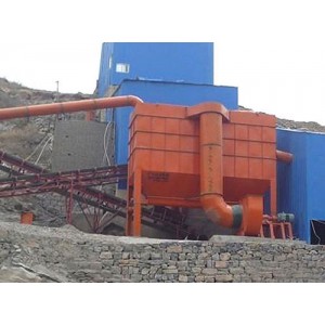 礦山除塵器,礦山破碎機布袋除塵器圖