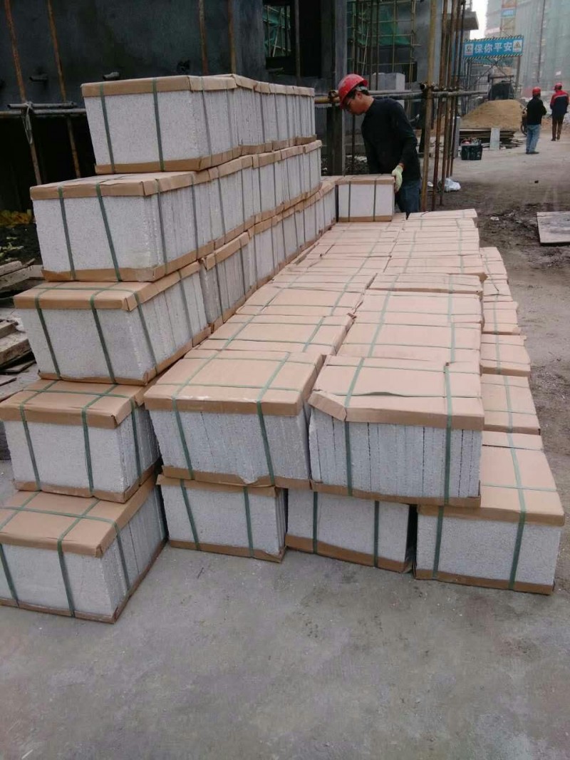 供應江浙滬建筑用無機輕集料保溫板-- 常州綠能保溫科技有限公司