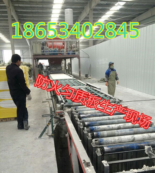 水泥基泡沫顆粒哈爾濱發泡外墻保溫板設備廠發泡水泥板設備-- 寧津縣碩豐新型建材設備有限公司