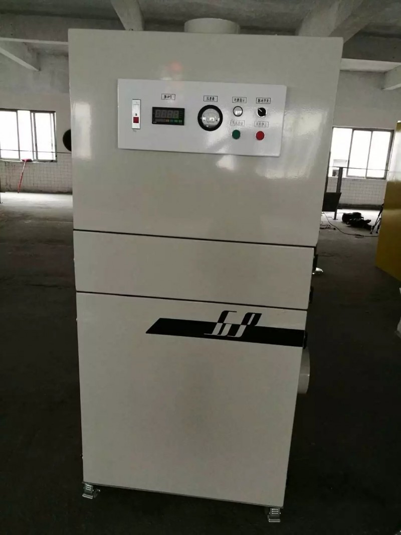 單機脈沖濾筒除塵器 加工定制-- 廣東綠深環(huán)境工程有限公司