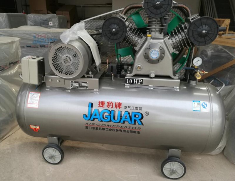 捷豹JAGUAR活塞式空壓機-- 昆明雄勝環保科技有限公司