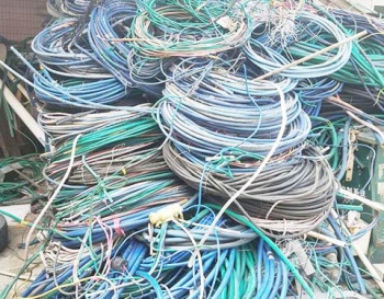 專業(yè)回收工業(yè)廢料，高價回收工業(yè)廢料，廣州回收工業(yè)廢料價格-- 廣州恰聚再生資源回收有限公司