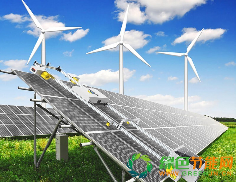 利爾陽(yáng)光聚焦智能清潔服務(wù)，光伏板清洗機(jī)器人，太陽(yáng)能光伏清洗機(jī)器人