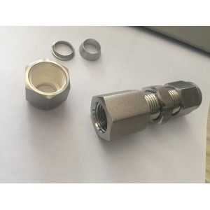 1/4卡套穿板式接頭內(nèi)螺紋隔板式固定