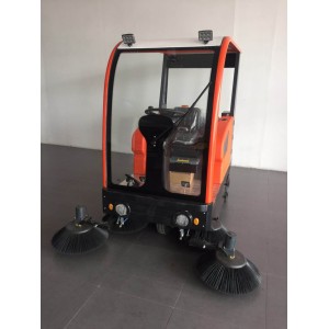 半封閉電動掃地車1900環衛清掃車