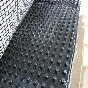 云南排水板廠家在哪里？車庫排水板價格-- 泰安市程源排水工程材料有限公司