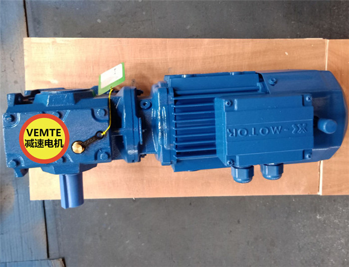 伺服電機(jī)慣量減速機(jī)S67DT132M4蝸輪減速箱-- 上海冠頂工業(yè)設(shè)備有限公司