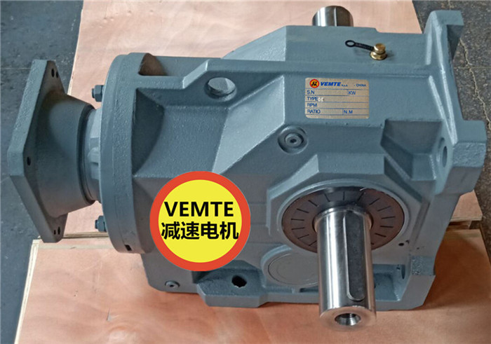 斜齒輪錐齒輪減速機K87YEJ71M4,K97YEJ90S4-- 瑞環機電設備有限責任公司