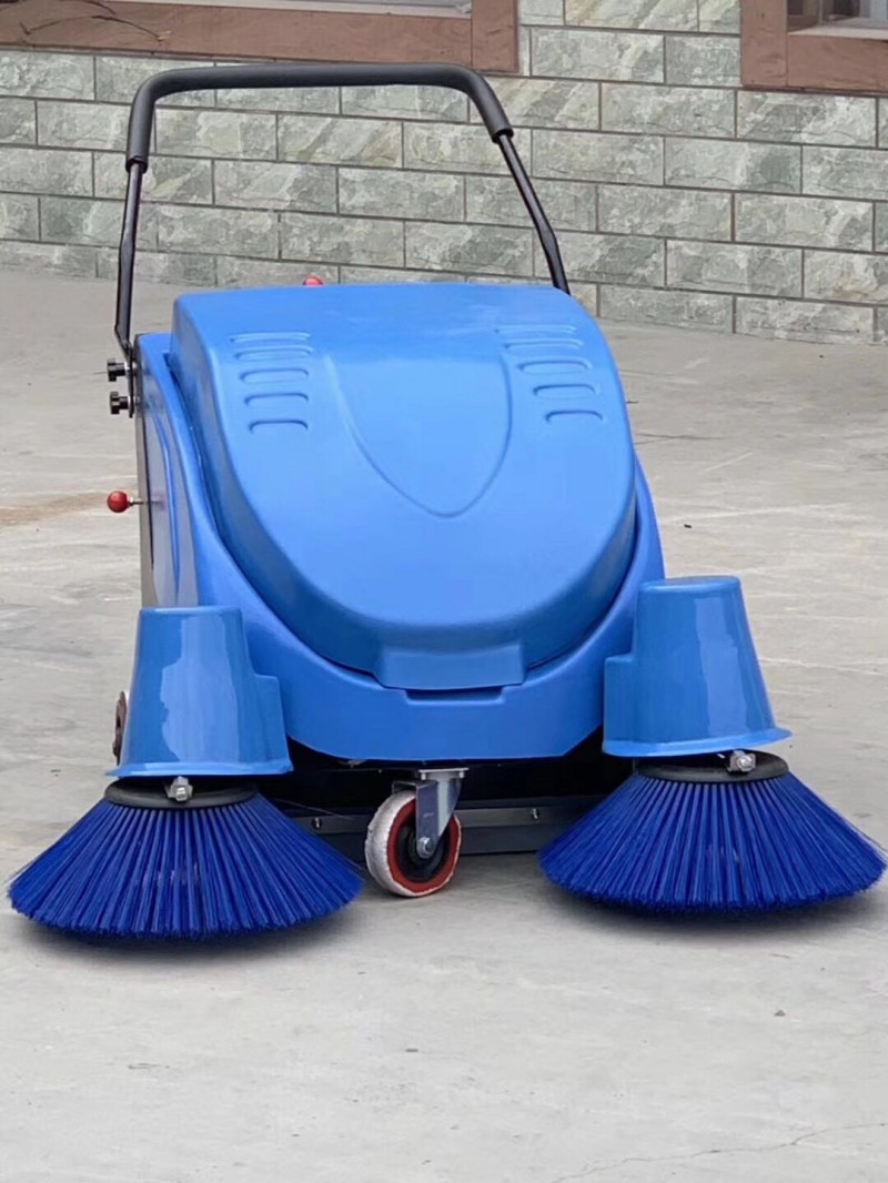 手推電動掃地機(jī)自走式車間公園垃圾清掃車買一送一-- 山東瑞立環(huán)?？萍加邢薰? class=