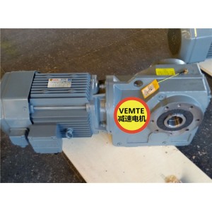 KA67YVB63M4轉角臥式齒輪箱,11KW變頻